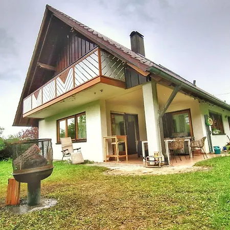 Traumhaus Im Gruenen Holiday home Calw